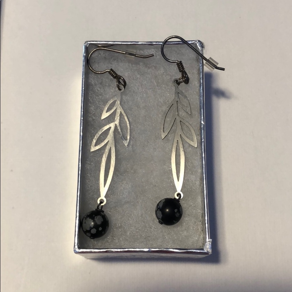 Laser-cut stainless steel Modern Leaf earrings